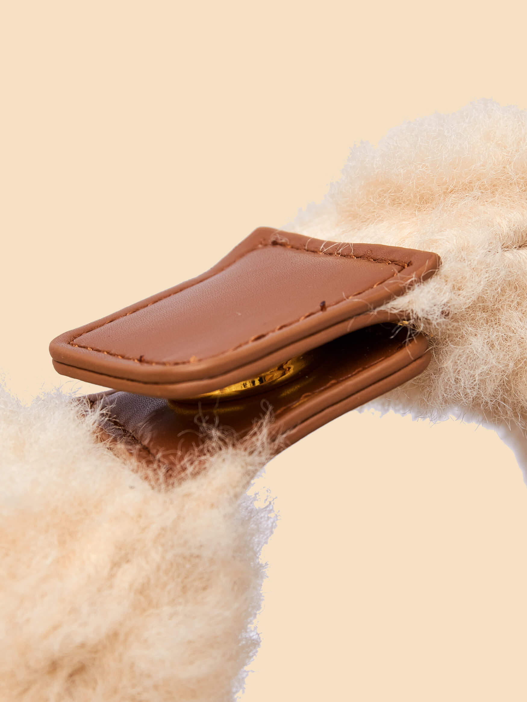 SINBONO Vienna Medium-Sized Cream Yellow Vegan Leather Purses