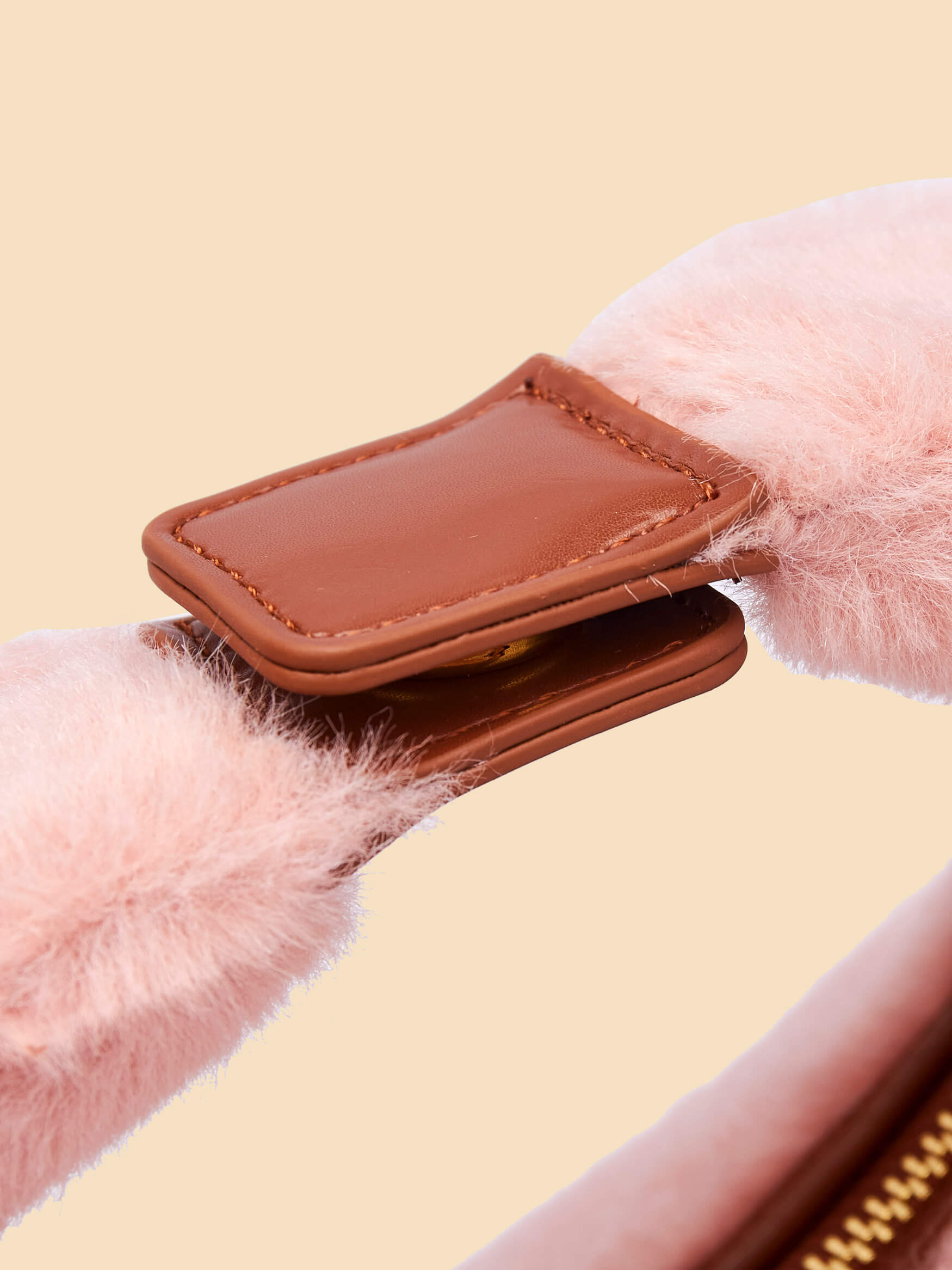 SINBONO Vienna Medium-Sized Light Pink Vegan Leather Purses