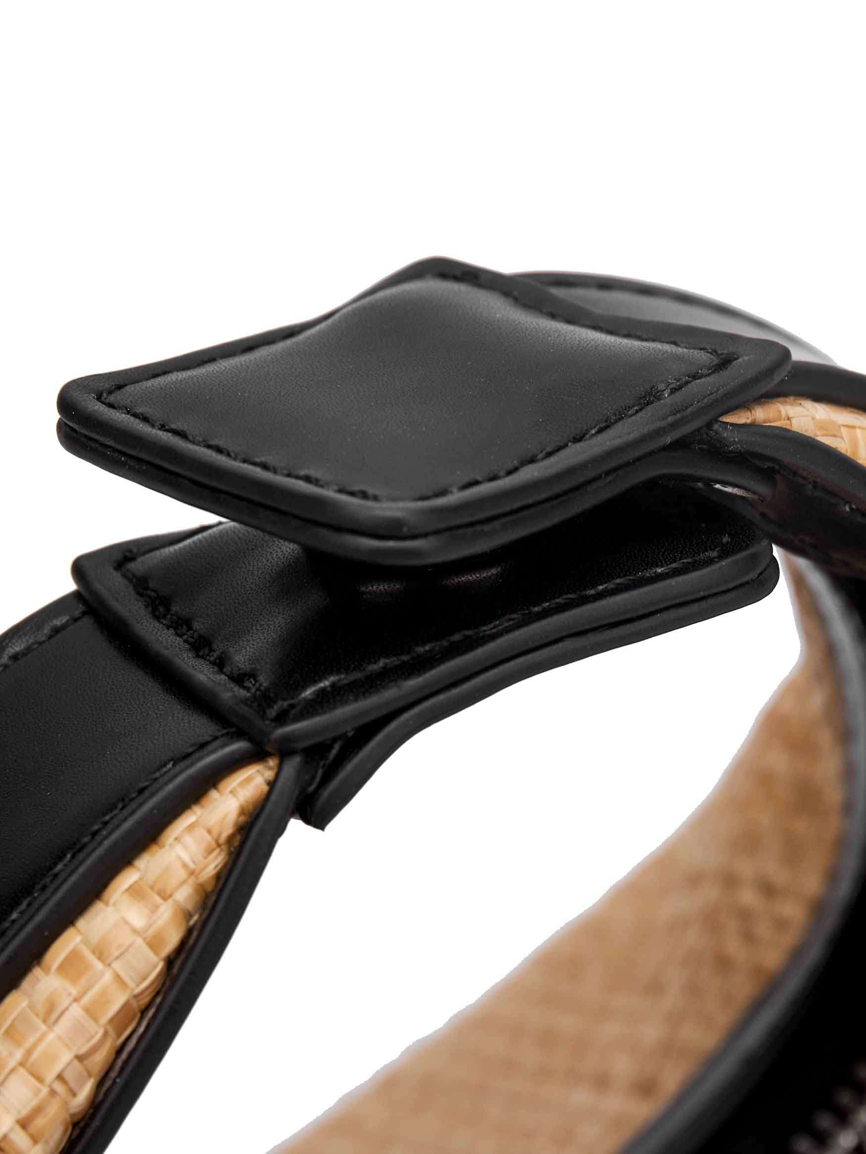 Vienna Top Handle Crossbody Bag in Black&Straw Vegan Leather - Top Handle Close-Up