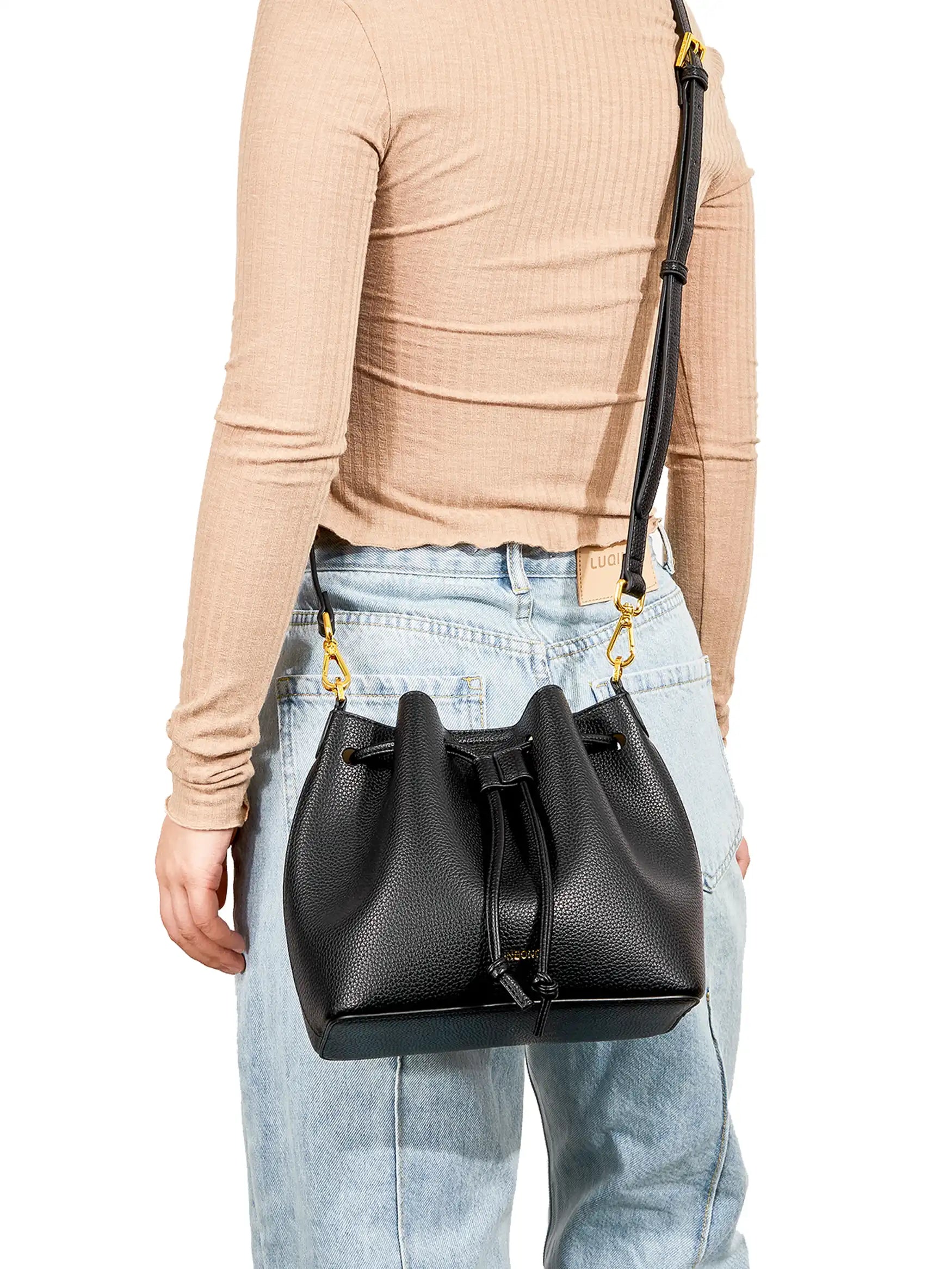 Kate Bucket Bag - Black
